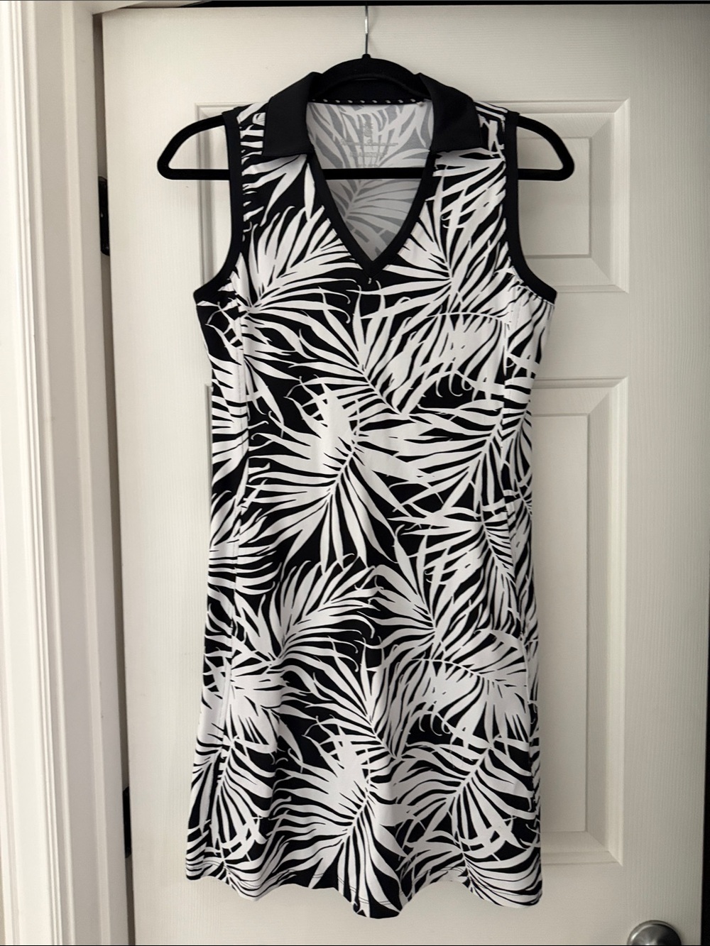 Tommy Bahama Black and White Palm-Print Sleeveless Polo Dress